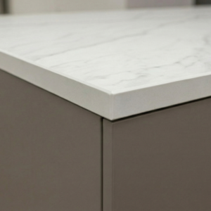 blat ze spieku kwarcowego - wytrzymały i odporny na zarysowania